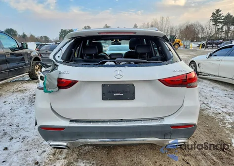 2021 Mercedes-Benz Gla 250 4Matic z USA, uszkodzony, nr VIN W1N4N4HB1MJ187788